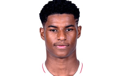 爱赢电竞热评-C罗梅开二度对手主帅摇头